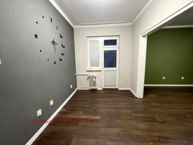 Дава под наем  3-стаен град София , Център , 85 кв.м | 42184925 - изображение [2]