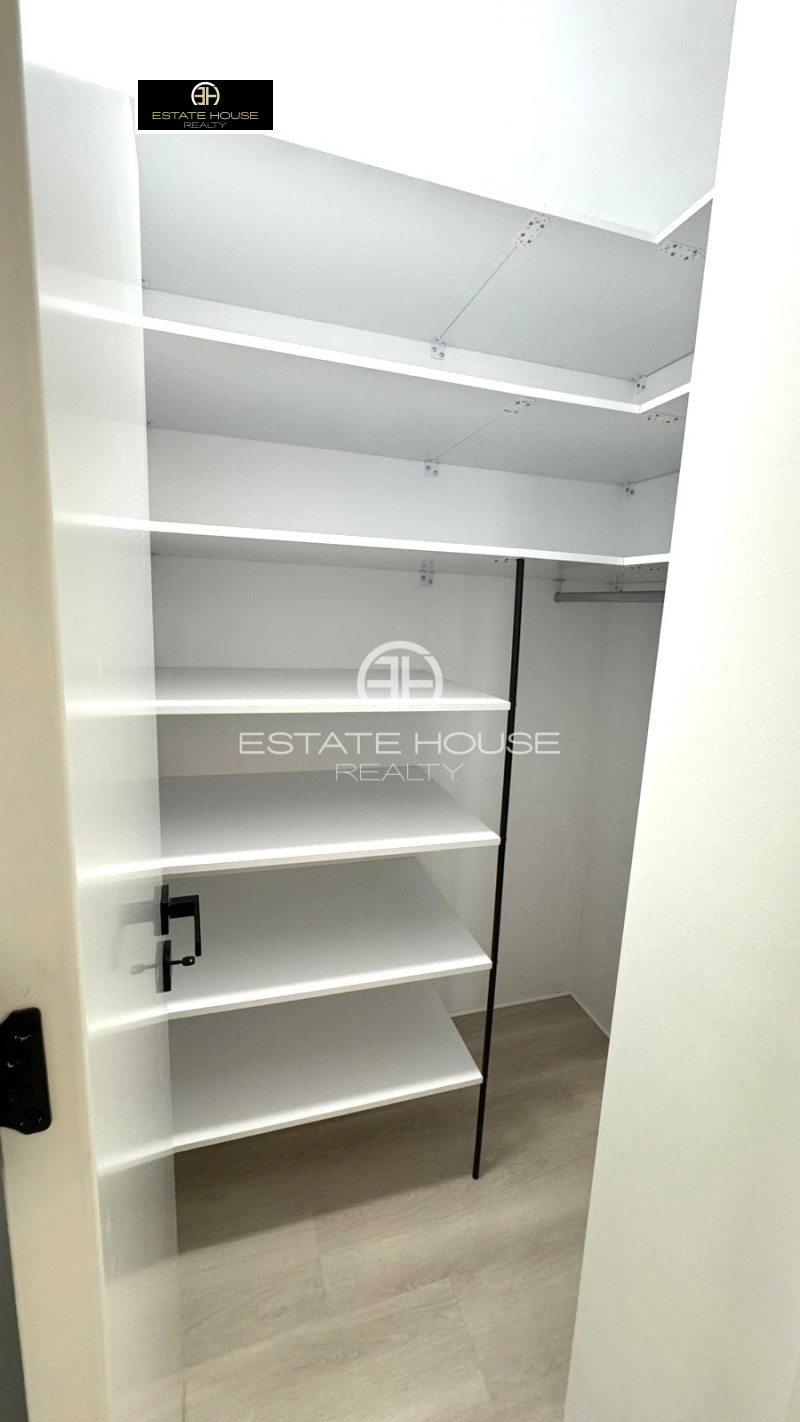 Дава под наем  4-стаен град София , Център , 130 кв.м | 66084756 - изображение [17]