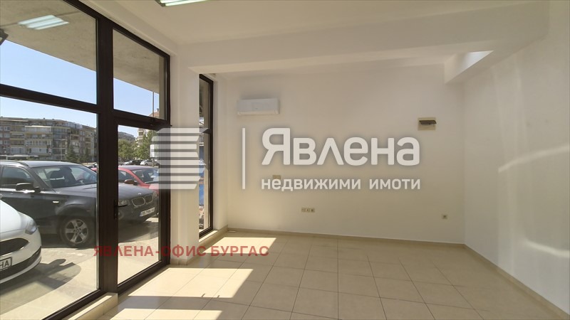 Дава под наем МАГАЗИН, гр. Поморие, област Бургас, снимка 2 - Магазини - 56076061