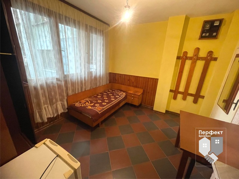 Дава под Наем 1-СТАЕН в град Велико Търново, Център - 16 кв.м / 130 € » 254.26 лв., ПЕРФЕКТ БРОКЕРС