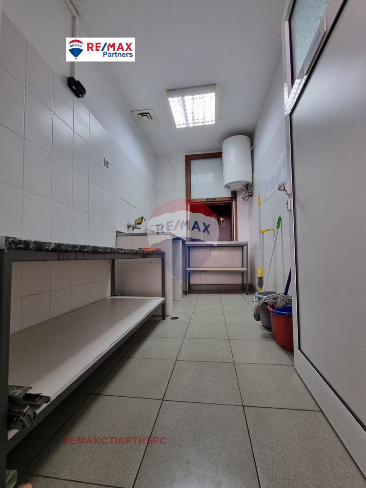 Vuokrattavana  Baari; Kahvila Varna , Vazraždane 1 , 330 neliömetriä | 66000003 - kuva [16]