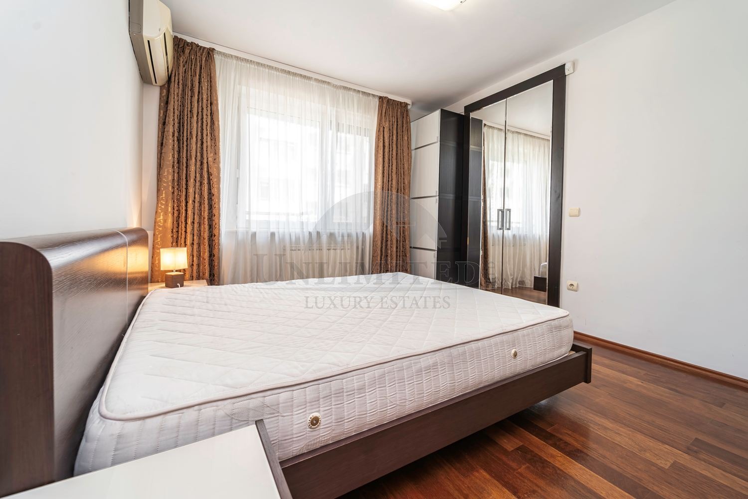 Дава под наем 4-СТАЕН, гр. София, Иван Вазов, снимка 15 - Апартаменти - 56005347