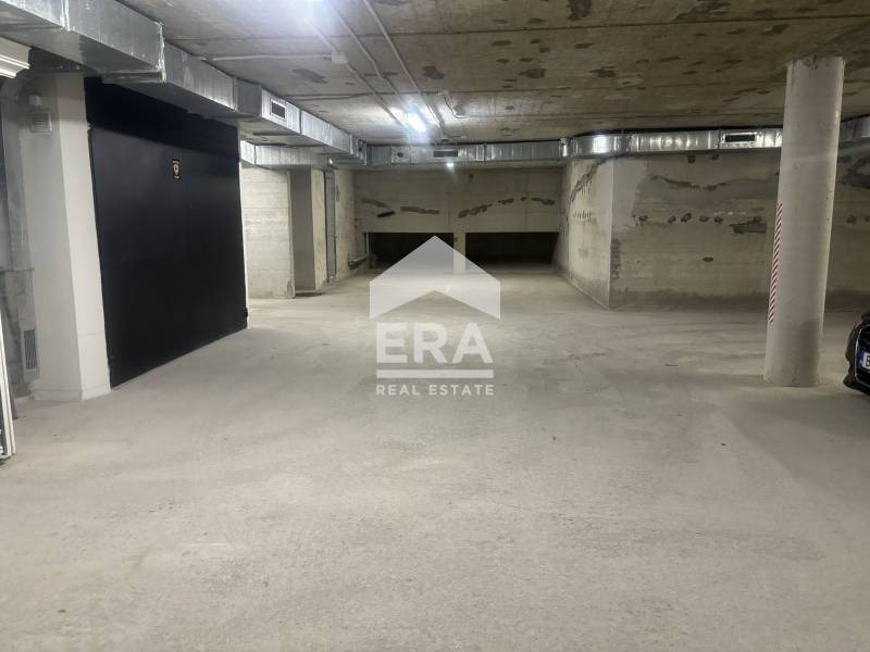 Дава под наем  Паркомясто град Варна , Левски 1 , 13 кв.м | 42042046 - изображение [2]