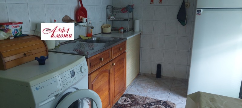 Дава под наем  2-стаен град Шумен , Тракия , 62 кв.м | 55378183 - изображение [9]