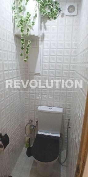 Дава под наем 3-СТАЕН, гр. Варна, Цветен квартал, снимка 6 - Апартаменти - 52707814