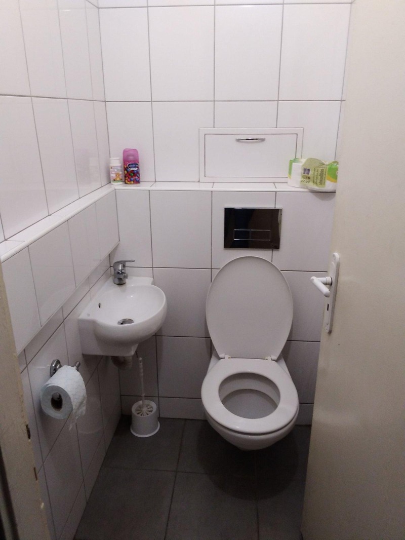 Дава под наем  3-стаен град Пловдив , Въстанически , 100 кв.м | 97880751 - изображение [7]