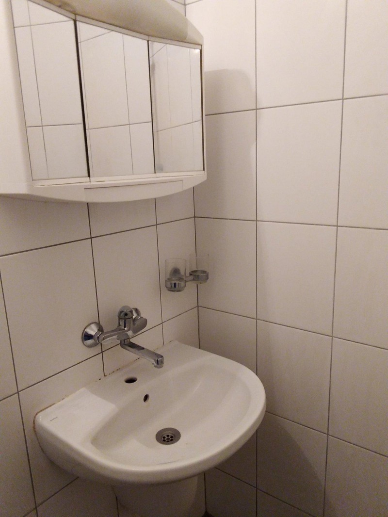 Дава под наем  3-стаен град Пловдив , Въстанически , 100 кв.м | 97880751 - изображение [6]