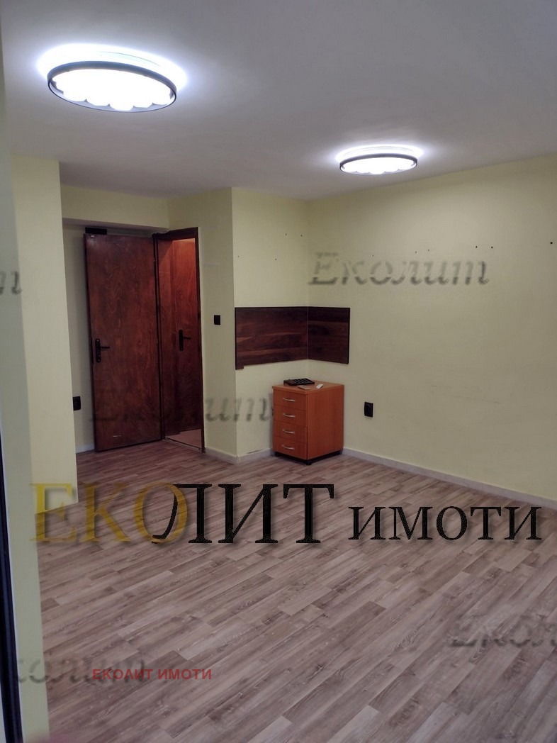 Дава под Наем ТЪРГОВСКИ КОМПЛЕКС | Imot.bg — изображение 2