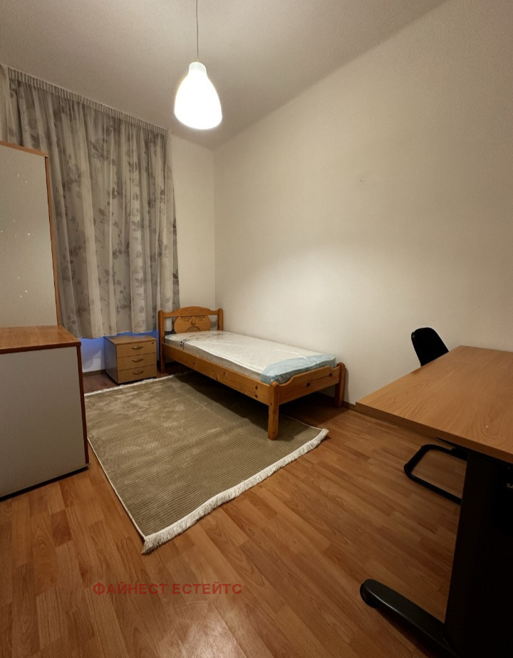 Zu vermieten  2 Schlafzimmer Sofia , Zentar , 80 qm | 89151398 - Bild [3]