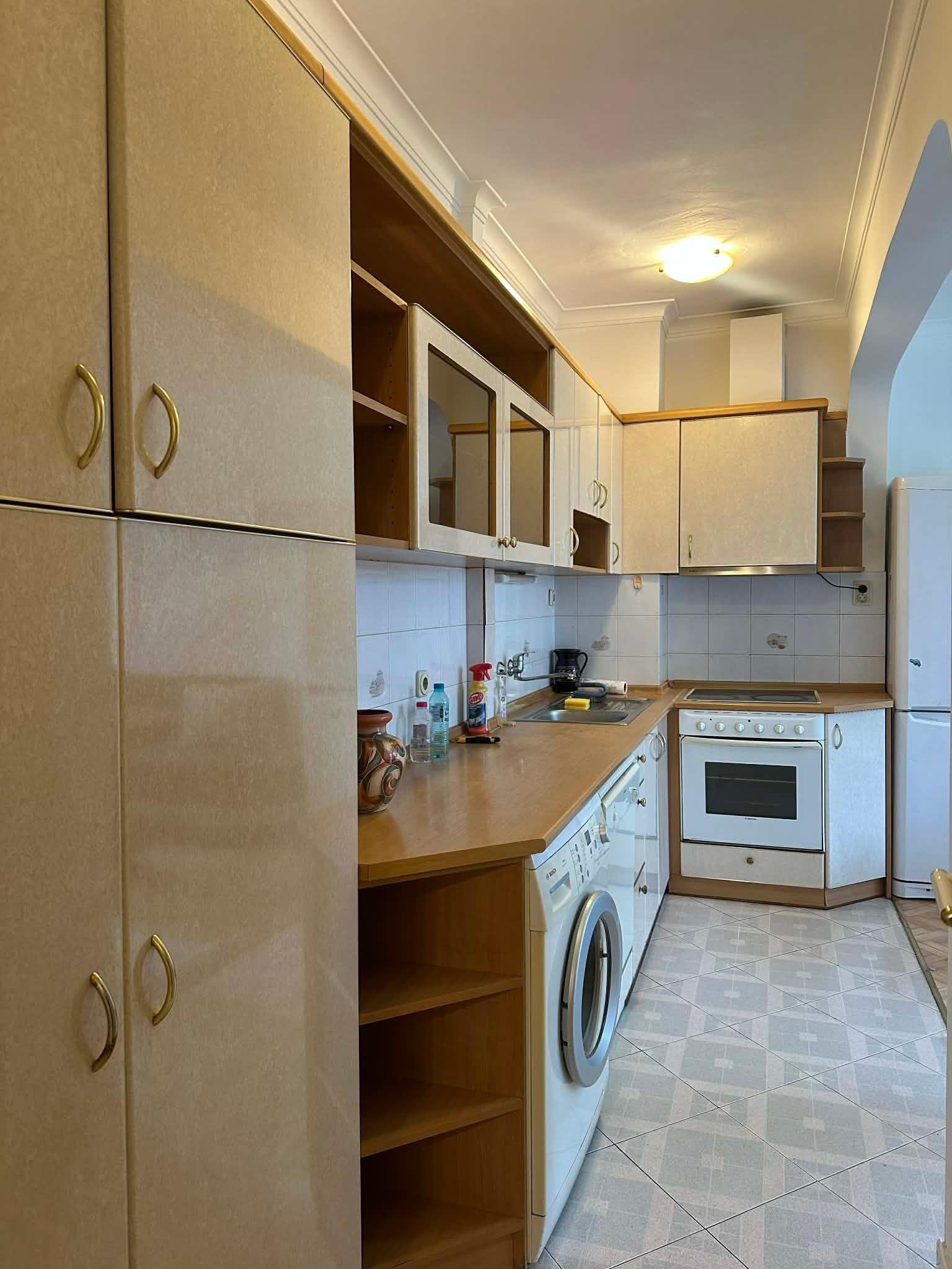 Дава под наем 3-СТАЕН, гр. София, Хиподрума, снимка 5 - Апартаменти - 54082136