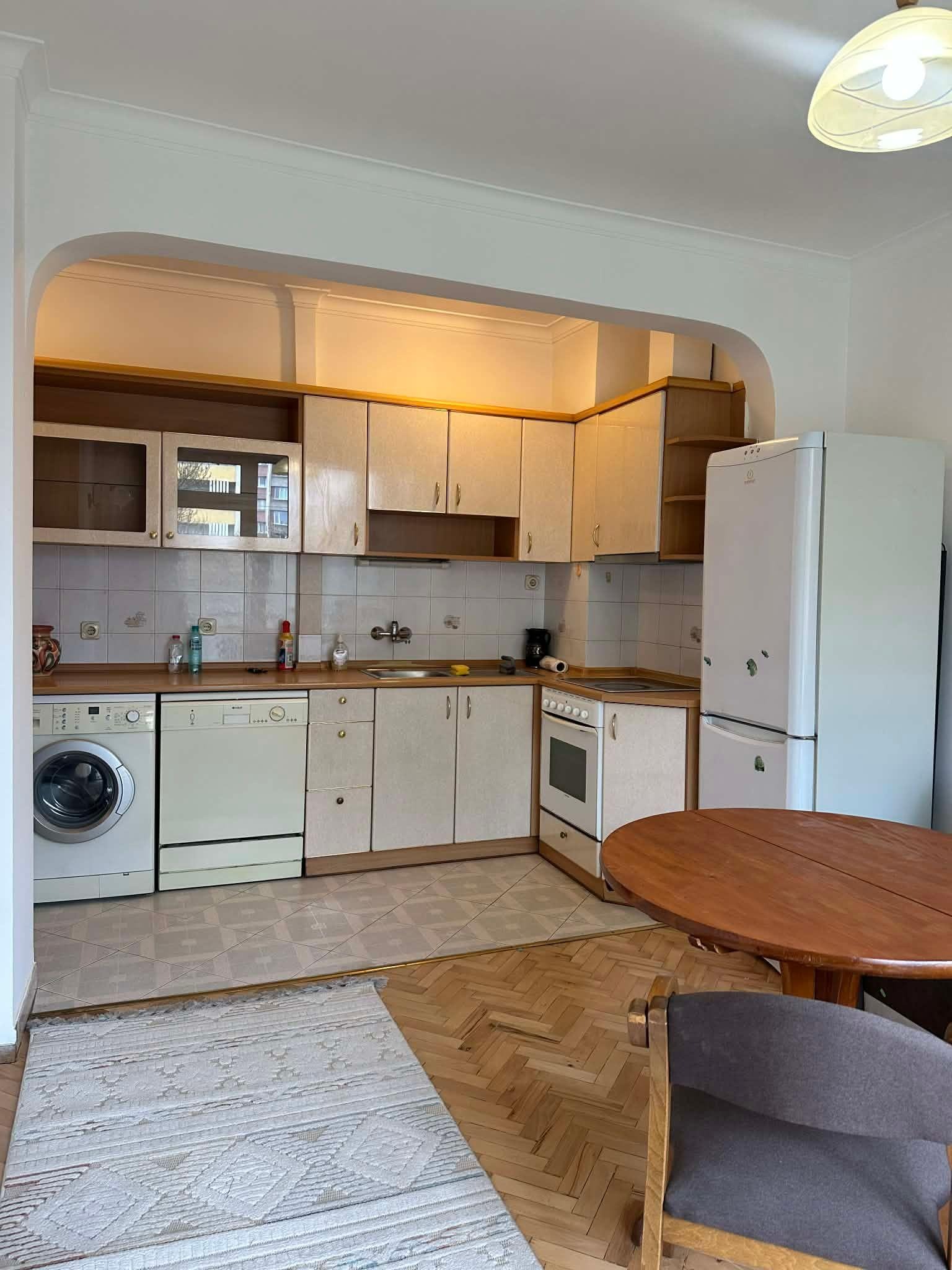 Дава под наем 3-СТАЕН, гр. София, Хиподрума, снимка 4 - Апартаменти - 54082136