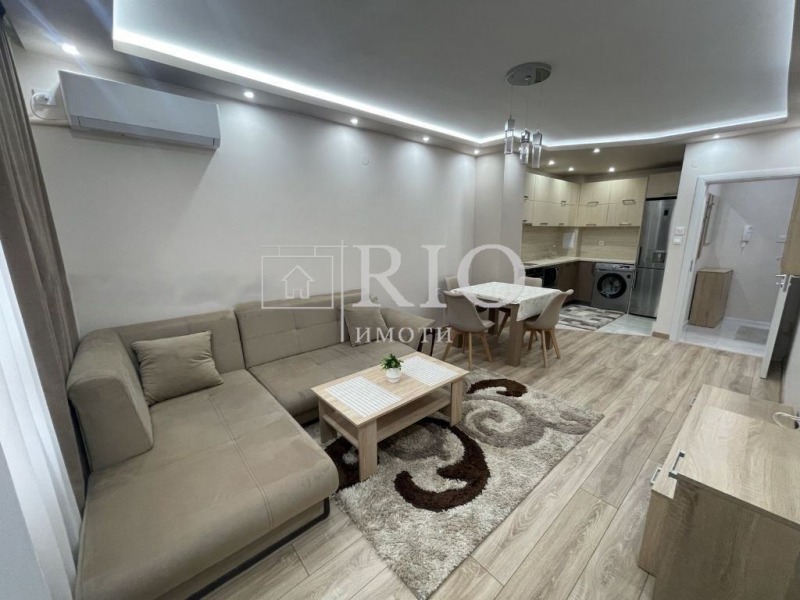 De inchiriat  1 dormitor Plovdiv , Traciia , 65 mp | 58328210