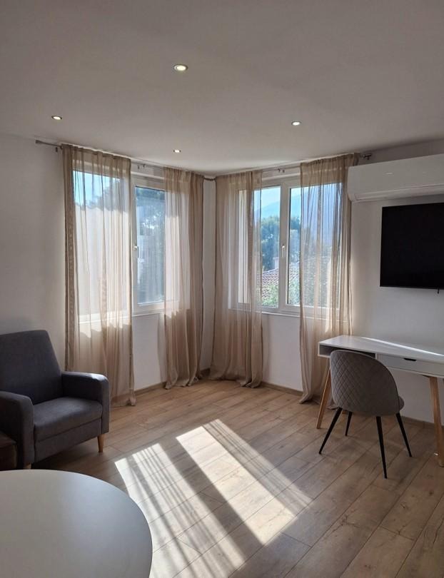 Под наем 3-СТАЕН, град София, Карпузица • 650 € • 96411681 — Holmes.bg