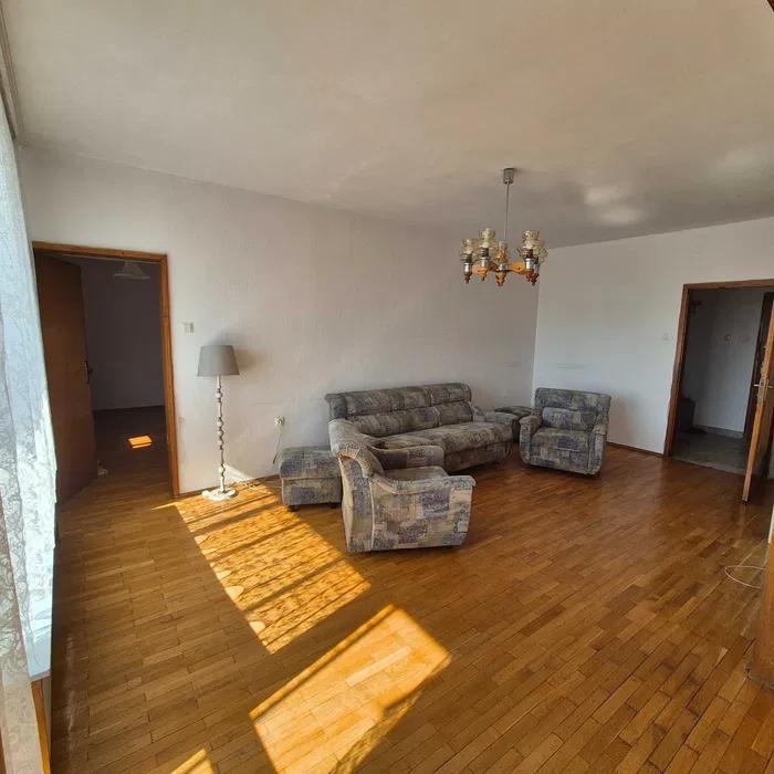 Издаје се  2 спаваће собе Софија , Изток , 100 м2 | 10079666