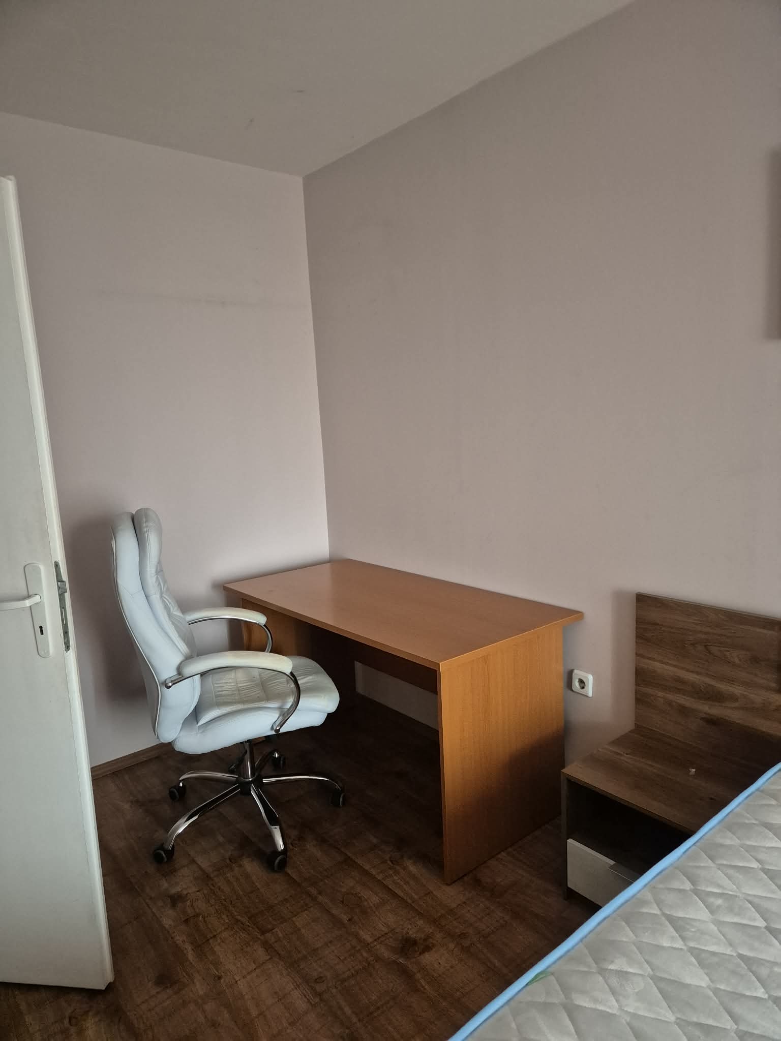 Дава под наем 2-СТАЕН, гр. София, Център, снимка 6 - Апартаменти - 56620898