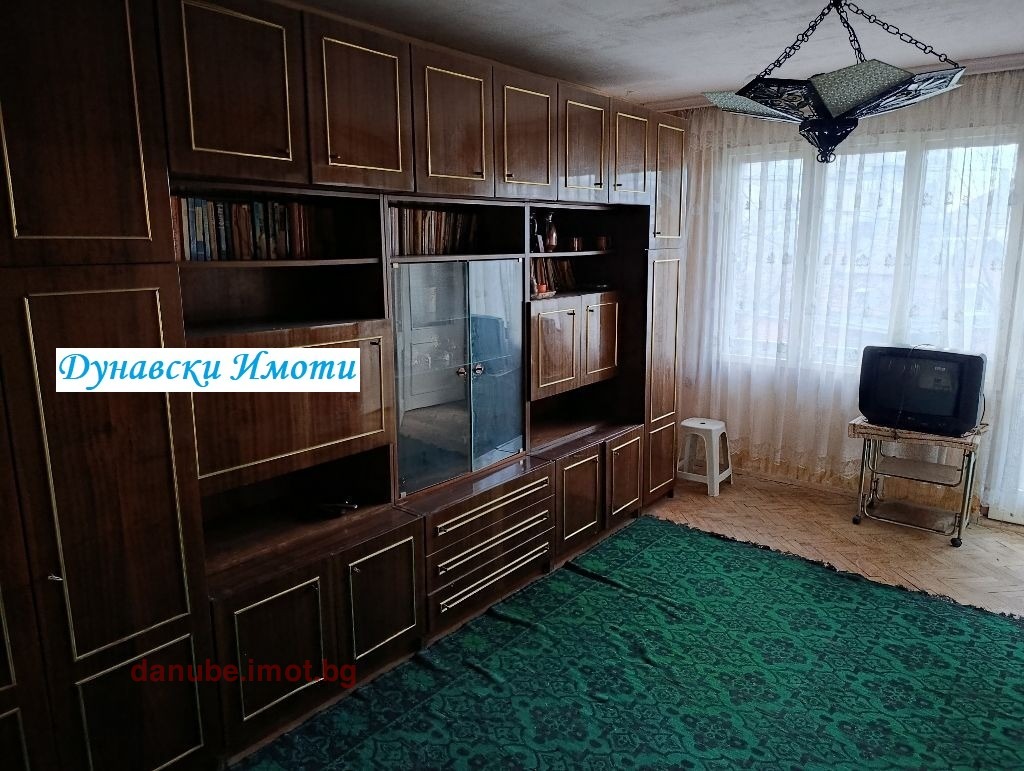 Дава под наем 4-СТАЕН, гр. Русе, Център, снимка 2 - Апартаменти - 54947177