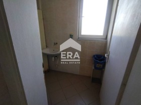 Endüstriyel bina Promişlena zona - Sever, Haskovo 15