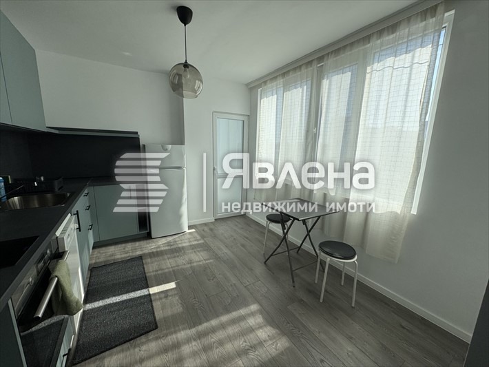 Para alugar  1 quarto Varna , Liatno kino Trakiia , 70 m² | 99923365 - imagem [2]