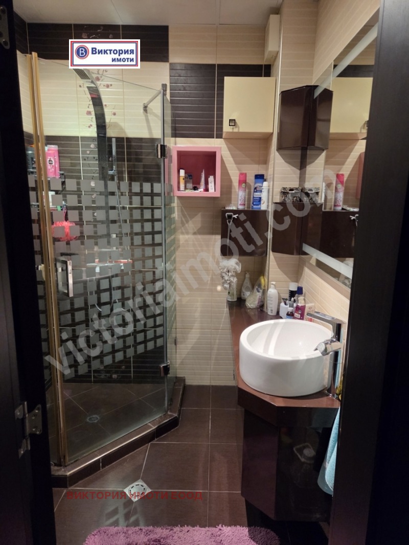 Дава под наем 3-СТАЕН, гр. Велико Търново, Акация, снимка 8 - Апартаменти - 52438566