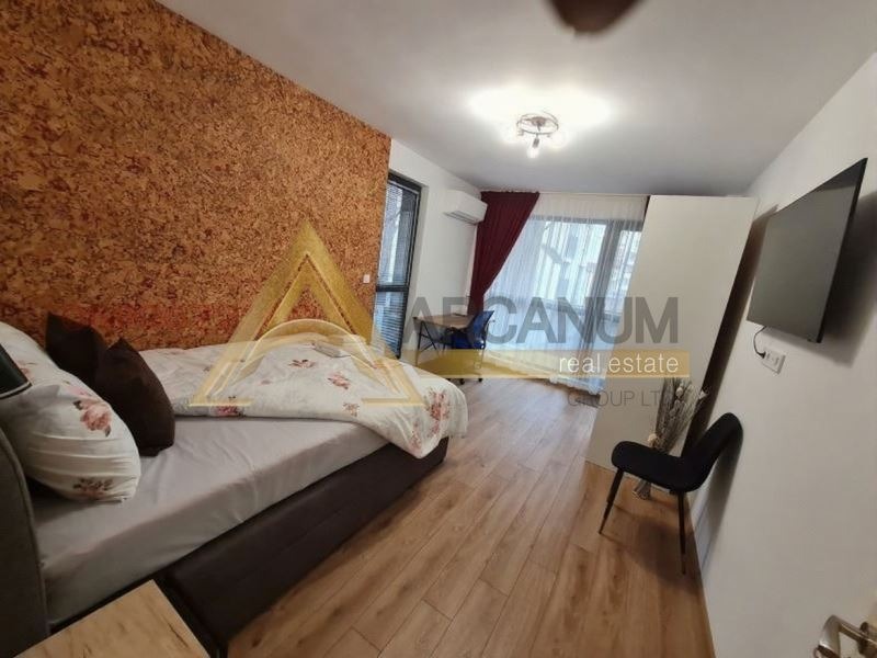 Дава под наем 3-СТАЕН, гр. Варна, ВИНС-Червен площад, снимка 16 - Апартаменти - 52639290