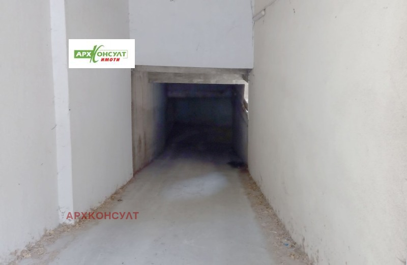 Дава под наем ГАРАЖ, ПАРКОМЯСТО, гр. София, Банишора, снимка 3 - Гаражи и паркоместа - 52274227