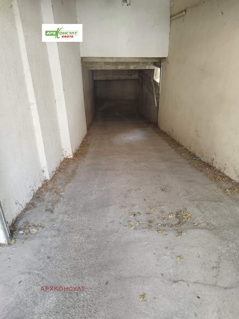 Дава под наем ГАРАЖ, ПАРКОМЯСТО, гр. София, Банишора, снимка 4 - Гаражи и паркоместа - 52274227