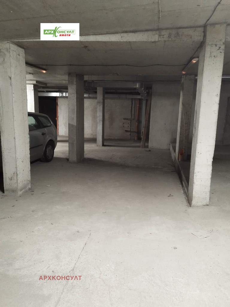 Дава под наем ГАРАЖ, ПАРКОМЯСТО, гр. София, Банишора, снимка 2 - Гаражи и паркоместа - 52274227