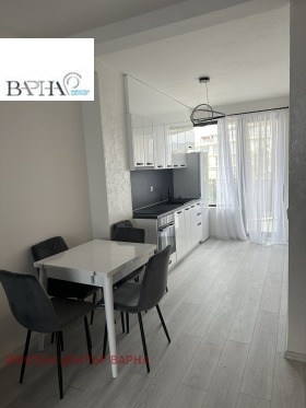 2 bedroom m-t Alen mak, Varna 14