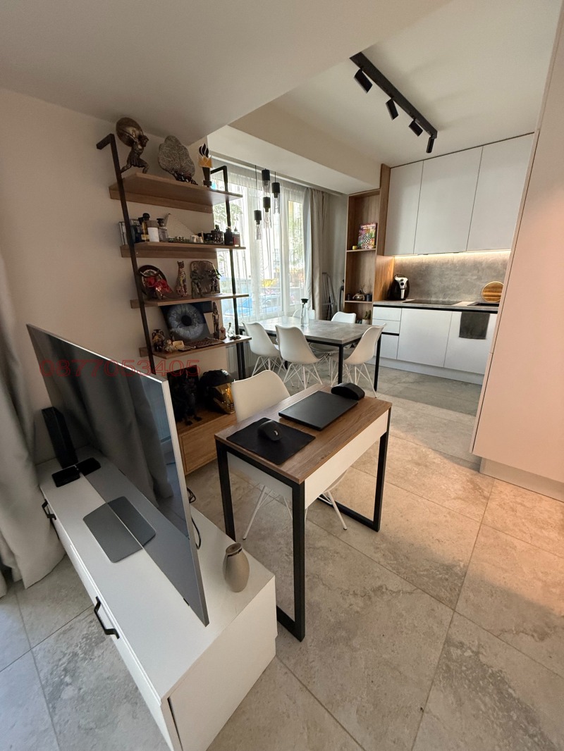 De inchiriat  Studio Pernic , Țentâr , 45 mp | 53145444 - imagine [13]