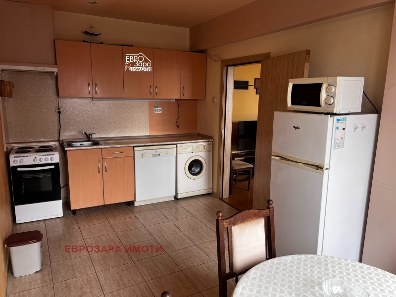 Vuokrattavana  2 makuuhuonetta Stara Zagora , Remiza , 130 neliömetriä | 79875374 - kuva [2]