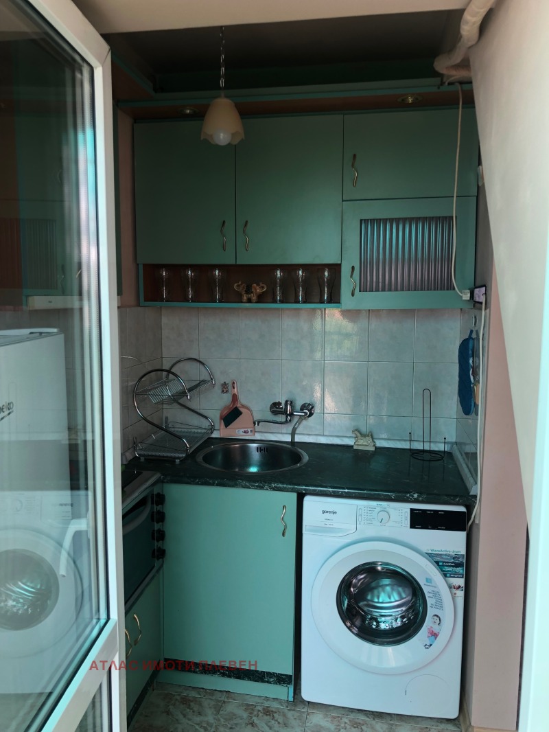 Издаје се  Поткровље Плевен , Широк центар , 50 м2 | 93958289 - слика [4]