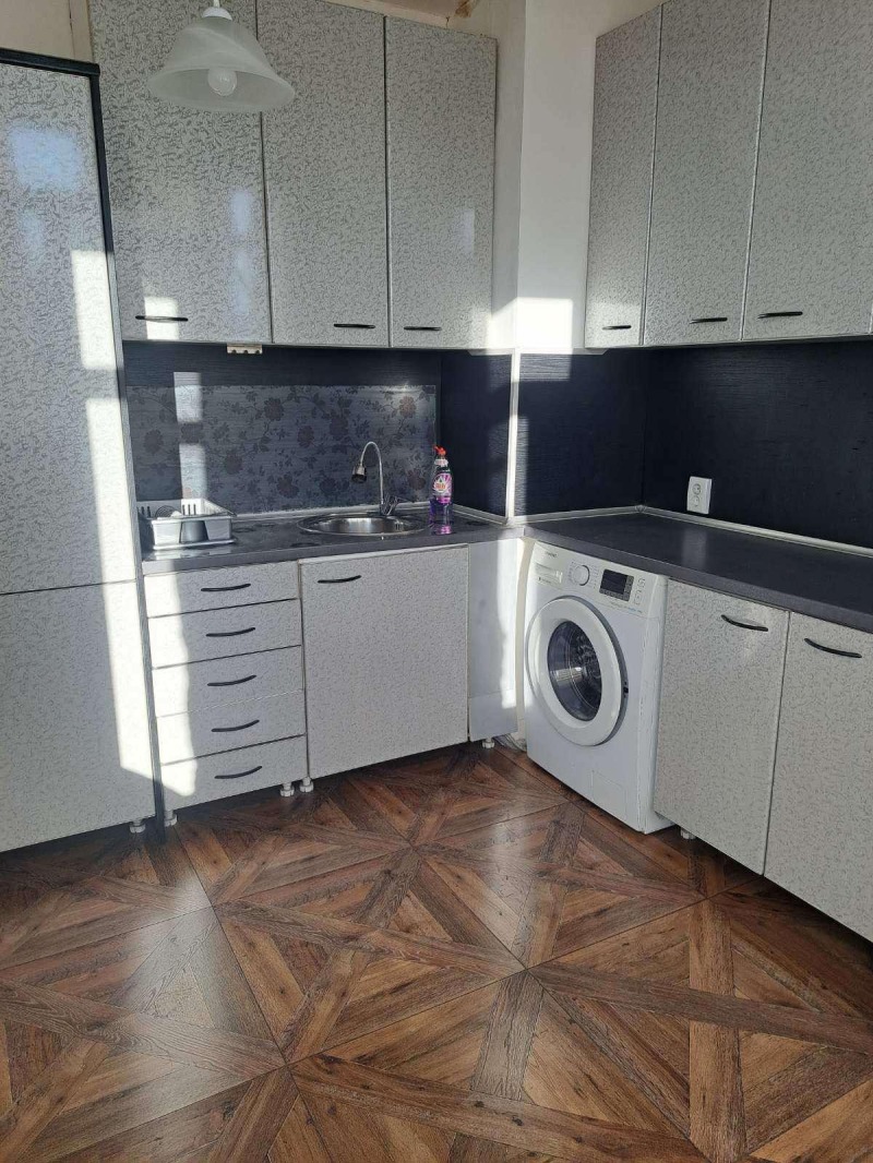 Te huur  1 slaapkamer Plovdiv , Christo Smirnenski , 60 m² | 18947309