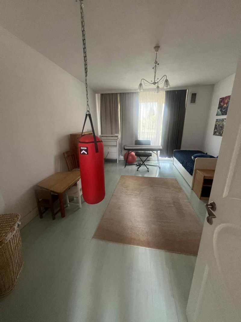 En renta  Casa Sofia , Bankya , 400 metros cuadrados | 80114091 - imagen [15]