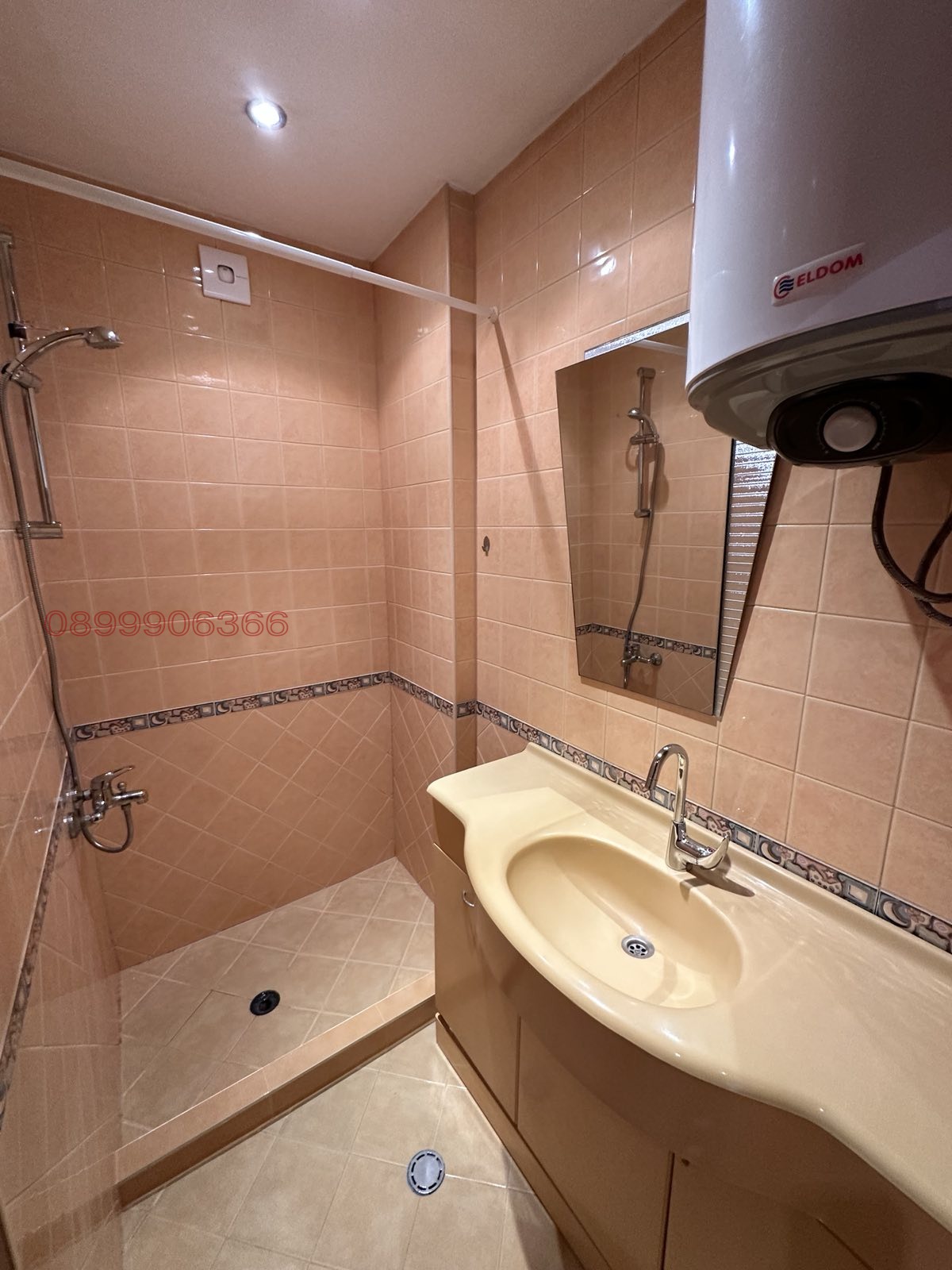 Дава под наем 3-СТАЕН, гр. София, Оборище, снимка 15 - Апартаменти - 53978983