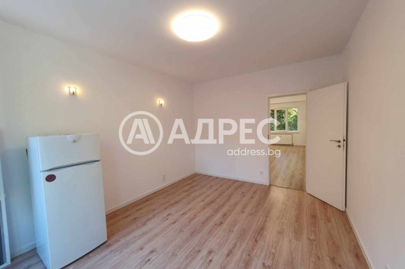 Zu vermieten  2 Schlafzimmer Sofia , Zentar , 81 qm | 23275640 - Bild [9]