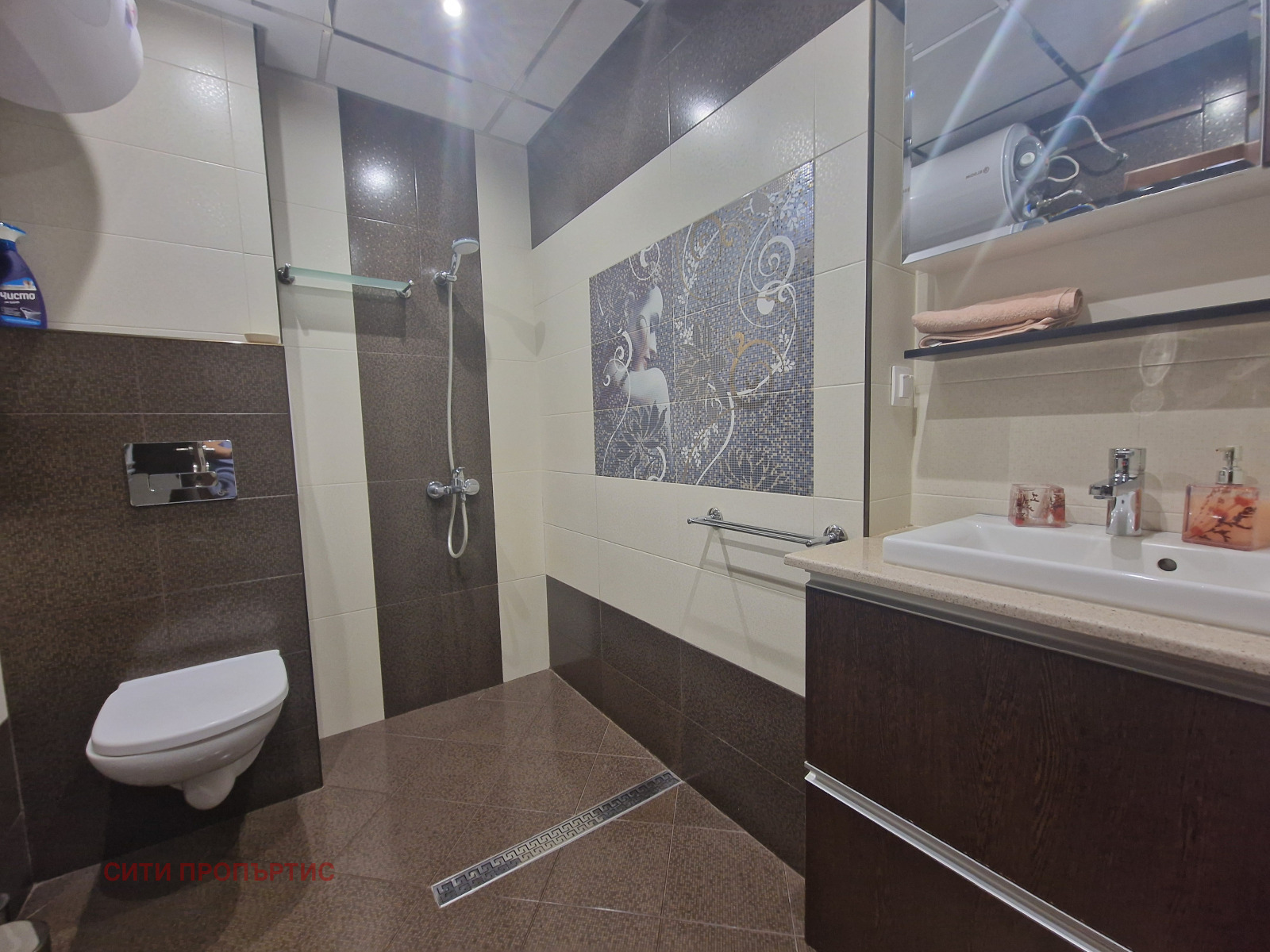 Дава под наем 3-СТАЕН, гр. Благоевград, Широк център, снимка 8 - Апартаменти - 54285392