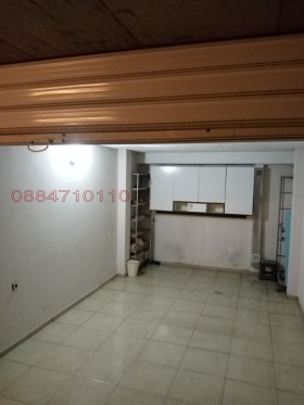 ГАРАЖ, ПАРКОМЯСТО, 18 m2