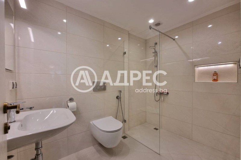 Издаје се  2 спаваће собе Софија , Центар , 102 м2 | 99415903 - слика [3]