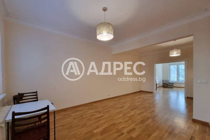 Издаје се  2 спаваће собе Софија , Центар , 102 м2 | 99415903 - слика [16]