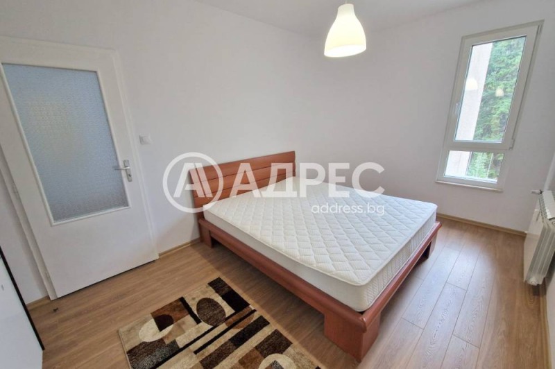 K pronájmu  1 ložnice Sofia , Borovo , 74 m2 | 42316421 - obraz [2]