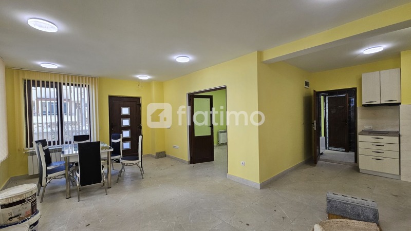 Do wynajęcia  Biuro Sofia , Nadeżda 2 , 62 mkw | 92205728