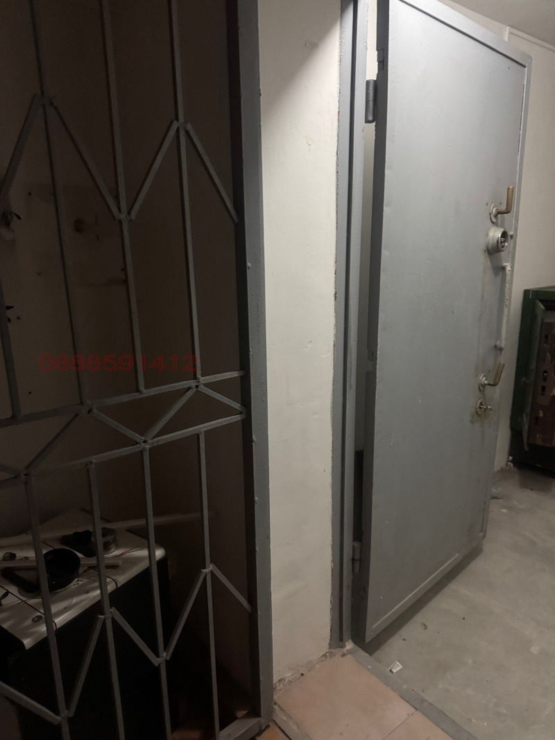 Дава под наем ОФИС, гр. Чепеларе, област Смолян, снимка 14 - Офиси - 52546754