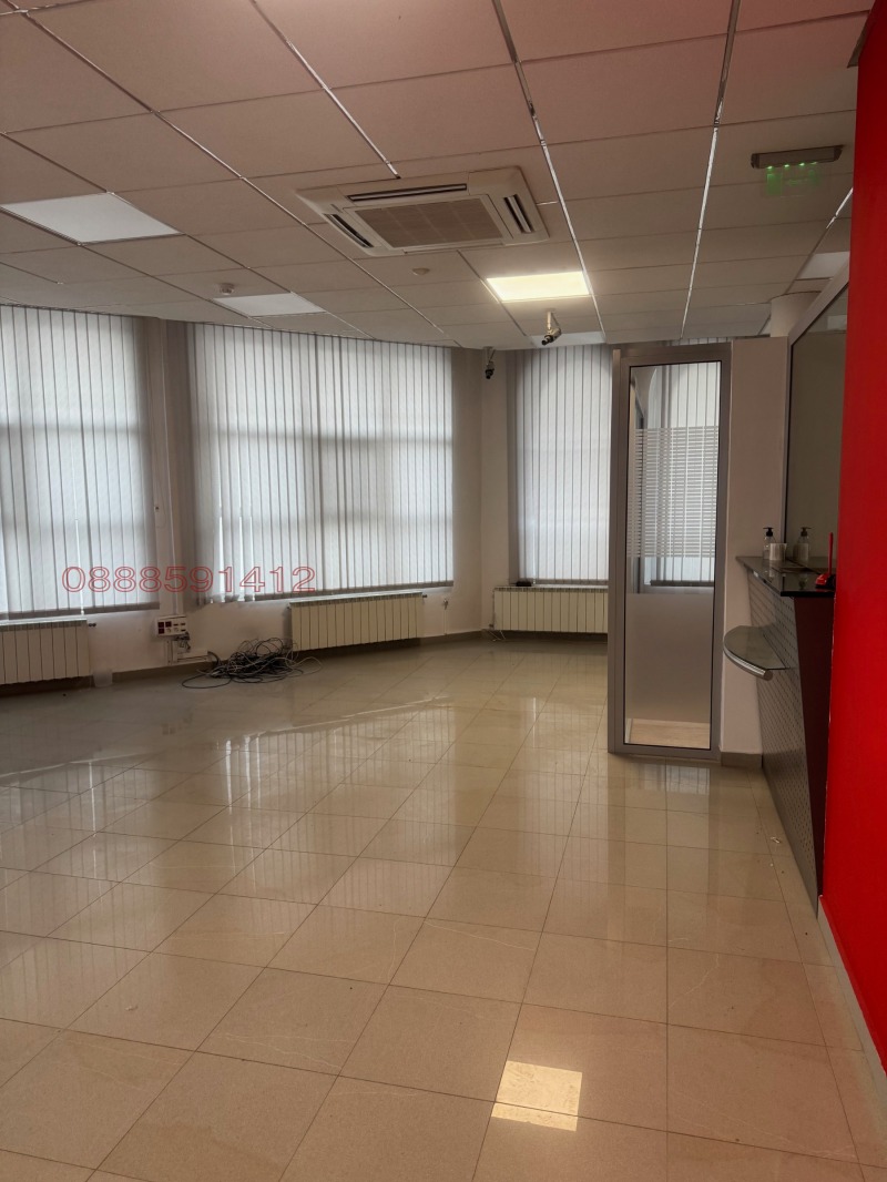 Дава под наем ОФИС, гр. Чепеларе, област Смолян, снимка 2 - Офиси - 52546754