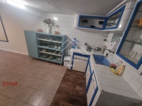 Hus Gulv Kazanski, Stara Zagora 4