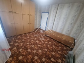 Hus Gulv Kazanski, Stara Zagora 12