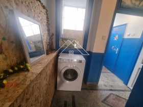 Hus Gulv Kazanski, Stara Zagora 6