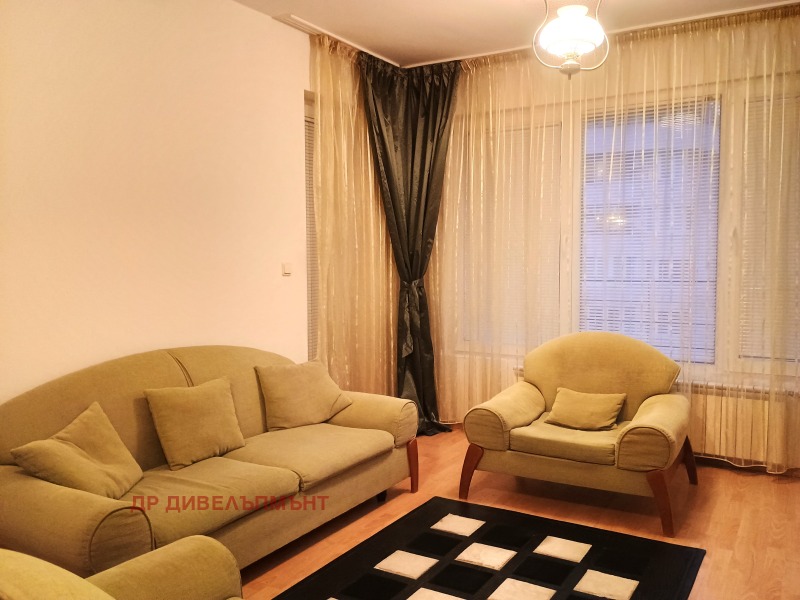 En renta  1 dormitorio Sofia , Borovo , 62 metros cuadrados | 33596169