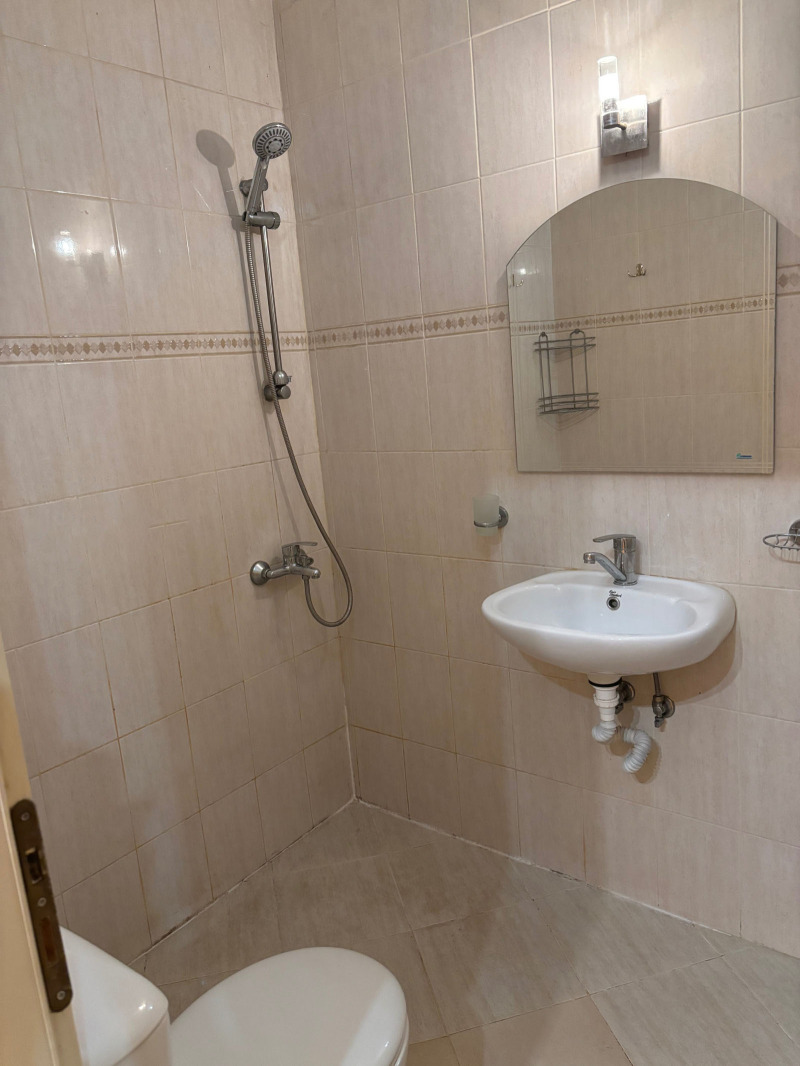 Kiadó  2 hálószobás Sofia , Strelbishte , 120 négyzetméter | 73091390 - kép [9]