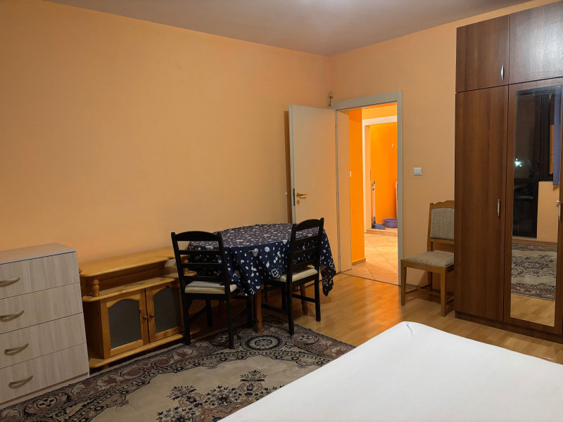 Kiadó  2 hálószobás Sofia , Strelbishte , 120 négyzetméter | 73091390 - kép [5]