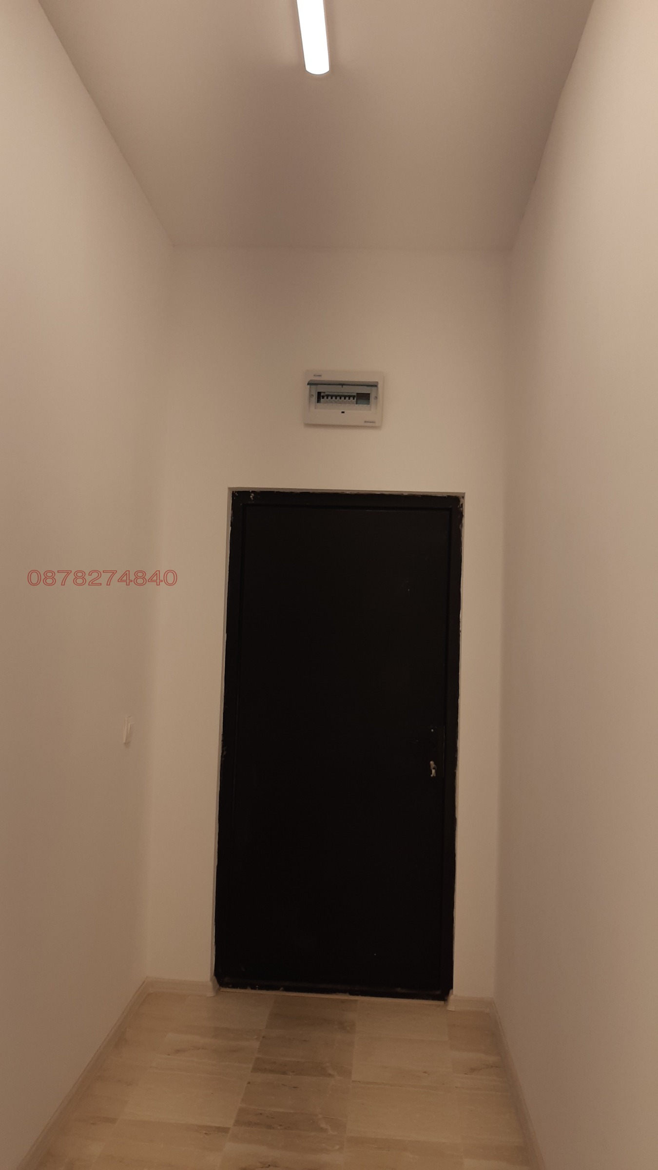 Дава под наем ОФИС, гр. Варна, Базар Левски, снимка 3 - Офиси - 53952328